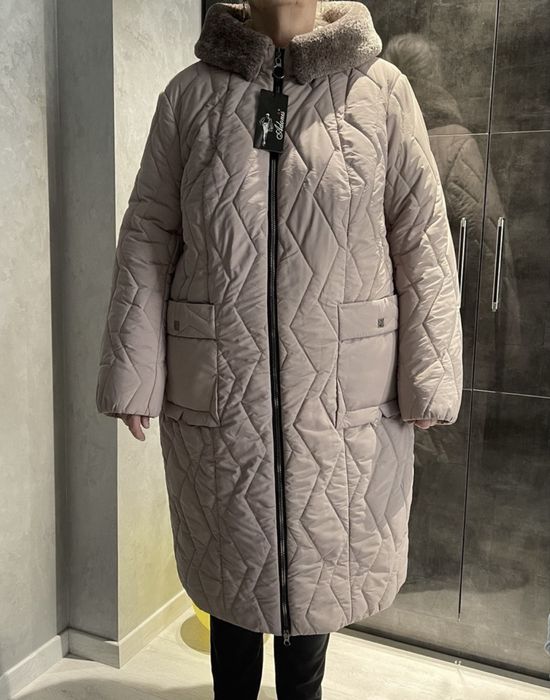 Пуховик пальто новое с этикеткой