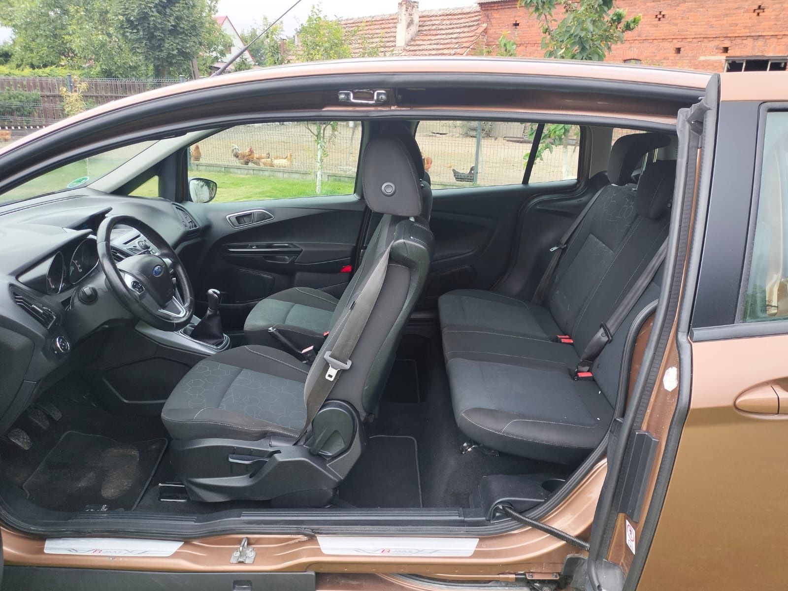 Ford b-max 1.0 benzyna