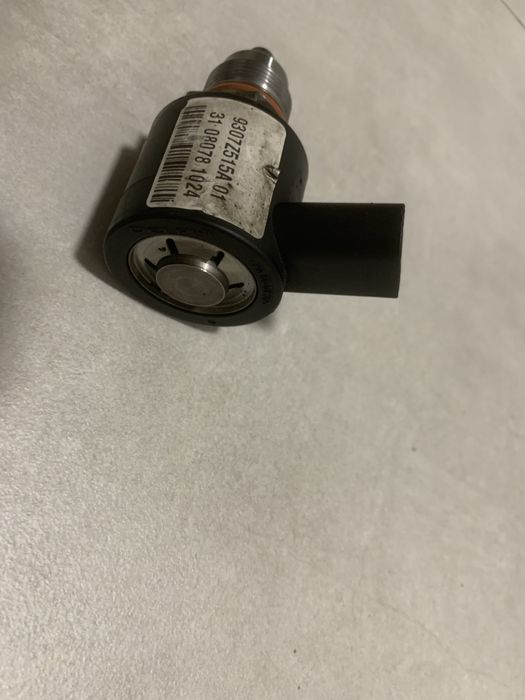 Mercedes W204 a646 2.2cdi czujnik regulator paliwa