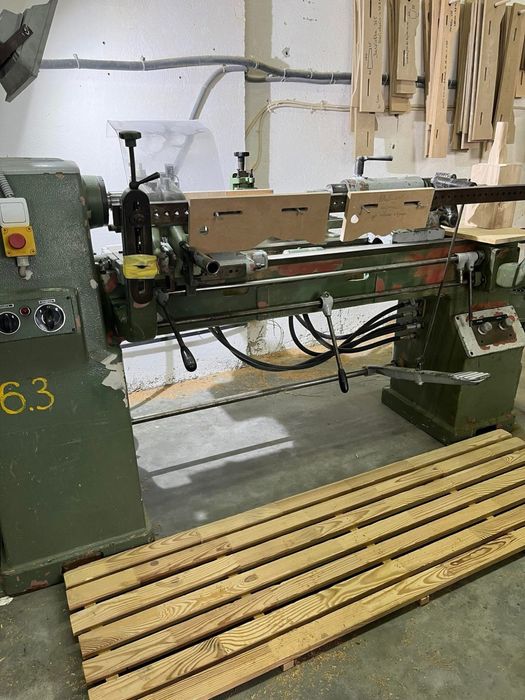 Верстат токарний по дереву