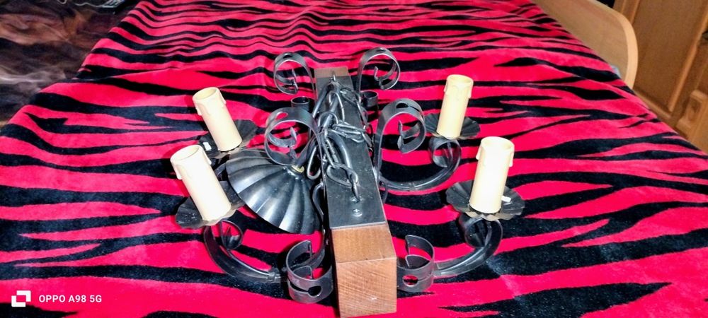 Żyrandol w pełni sprawny jak nowy