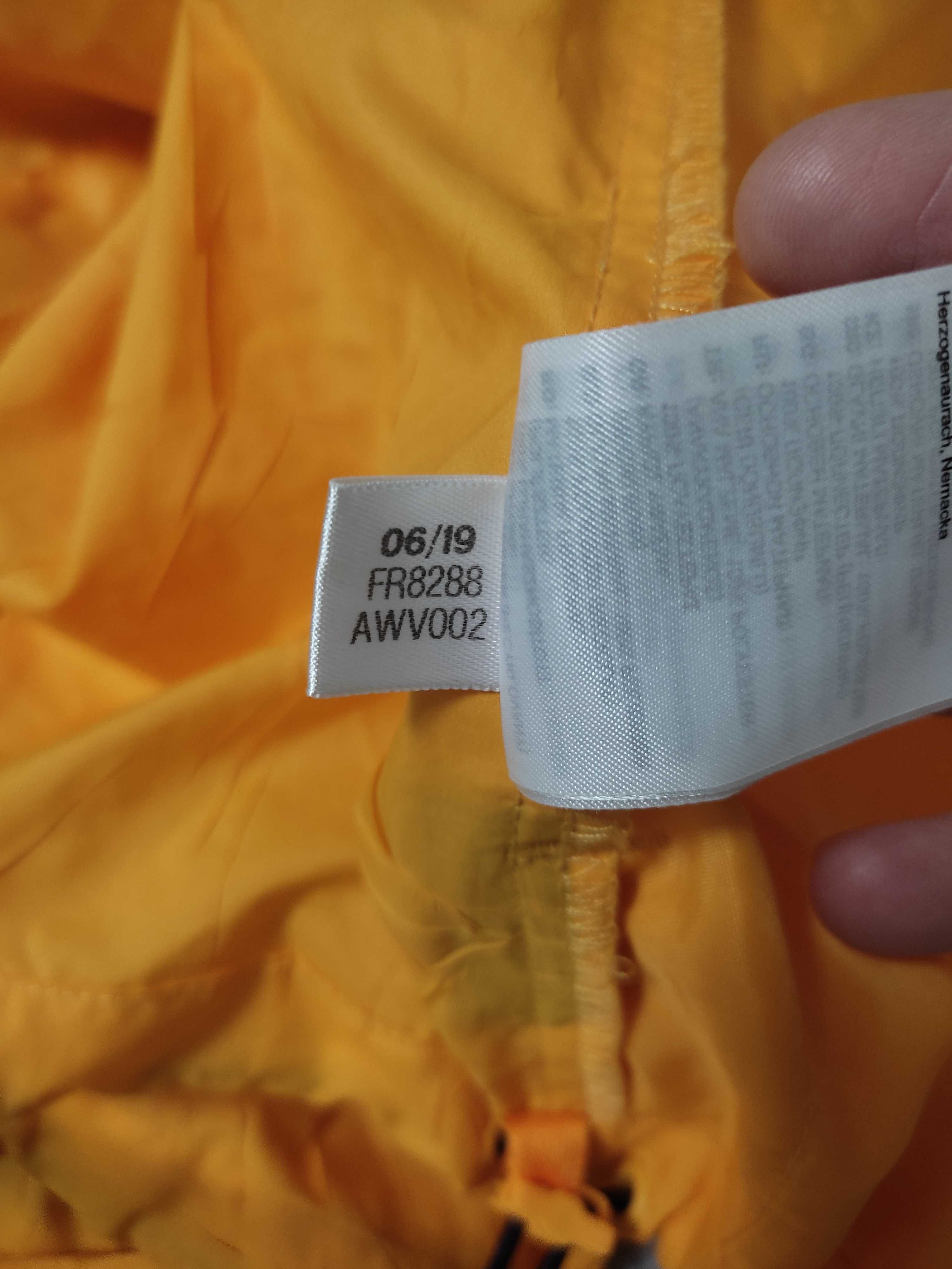 Чоловіча вітровка adidas W.N.D. PRIMEBLUE FR8288