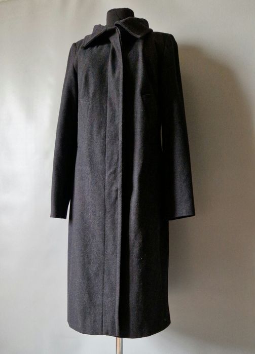 Жіночий осінній та зимовий одяг