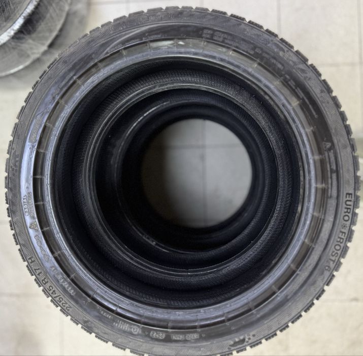 Продам комплект покрышек Gislaved 225.45.r17 (зима) 2022г.