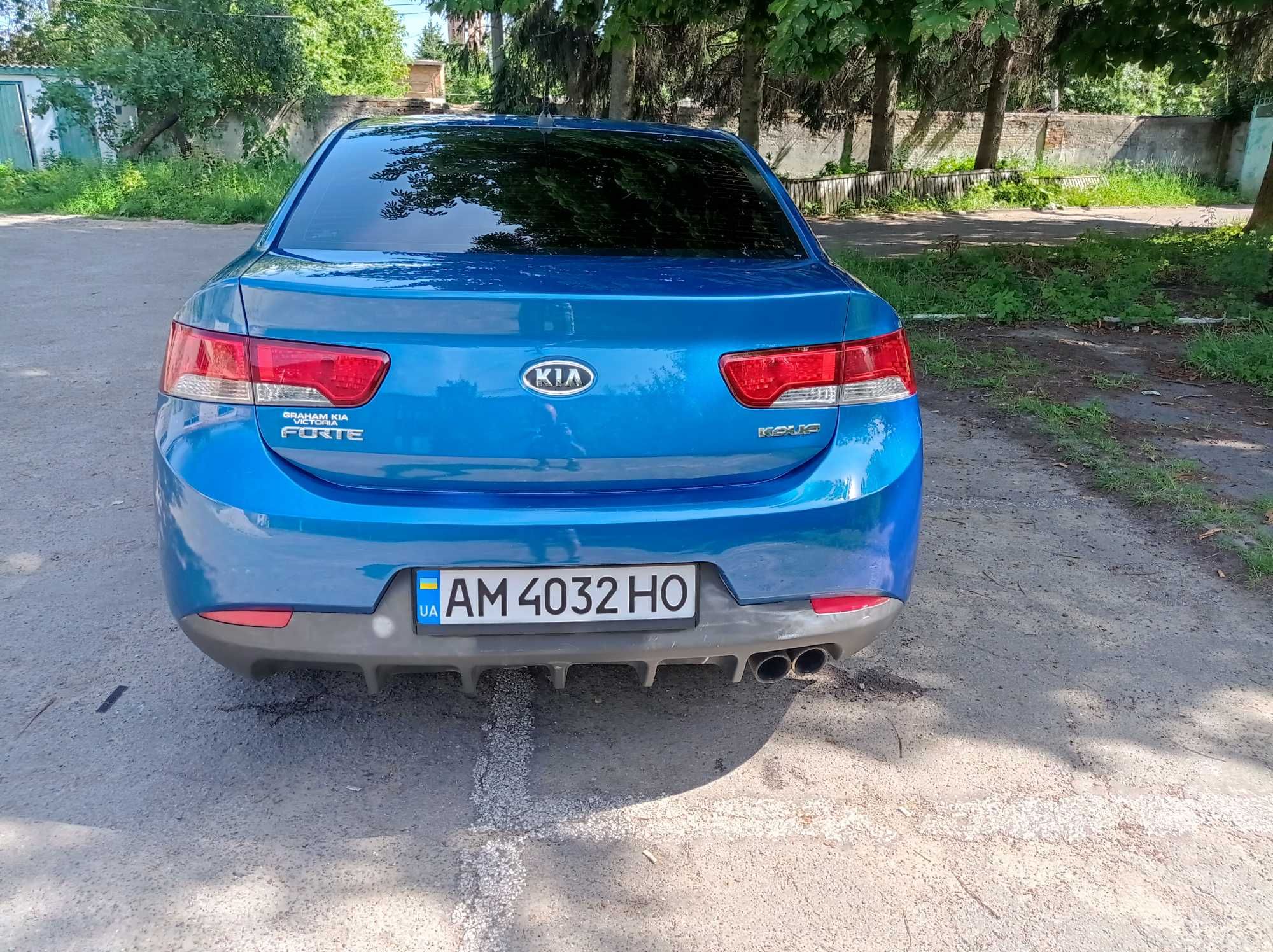 Авто kia forte koup