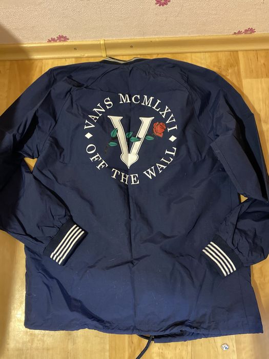 Чоловічий бомбер Vans