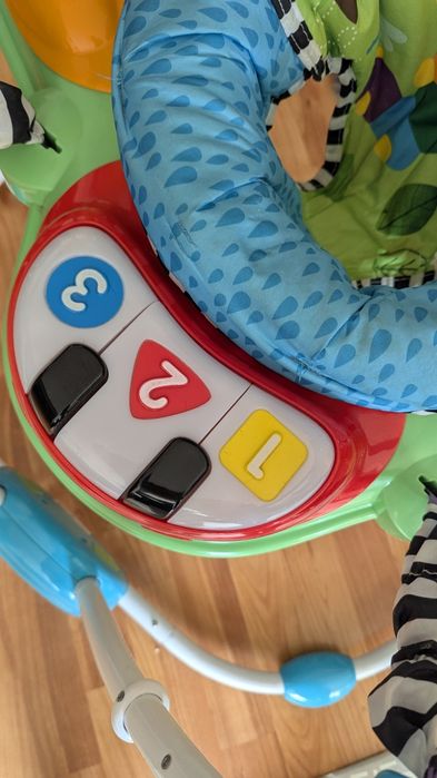 skoczek interaktywny dla dzieci baby einstein neighborhood friends