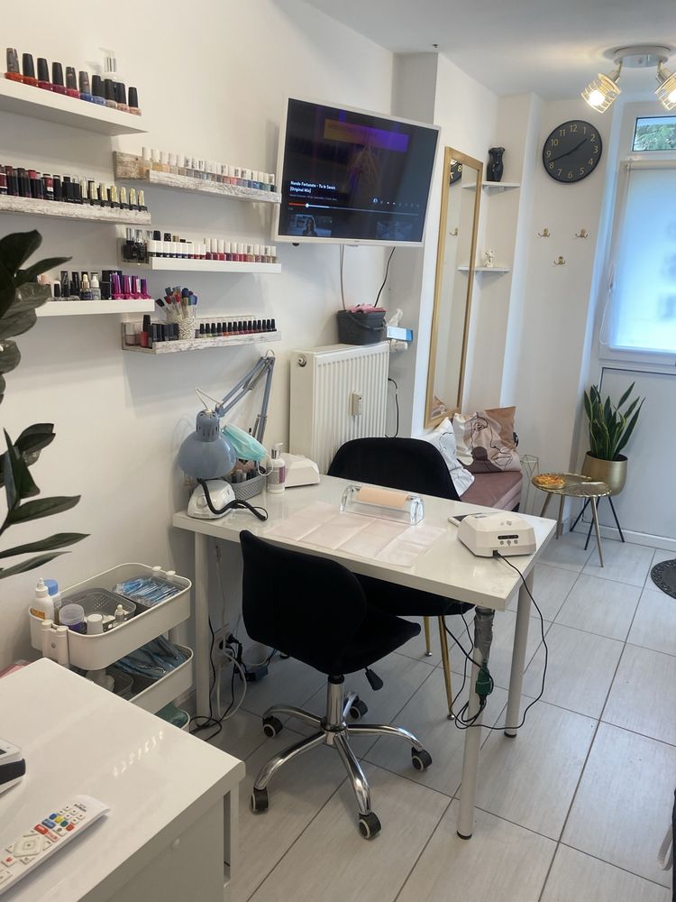 Wynajem salonu Manicure