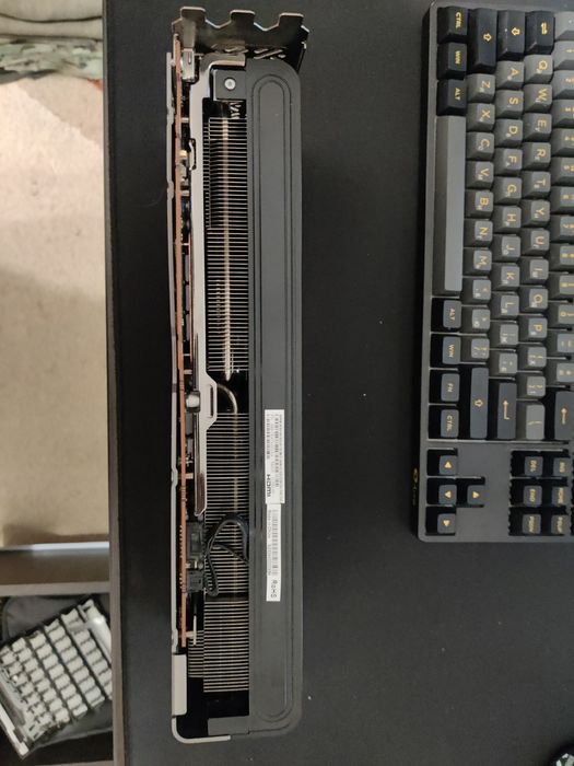 Видеокарта RX 7800 xt sapphire nitro+