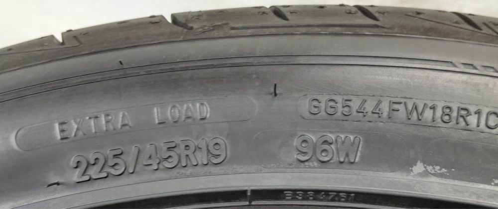 225/45r19 Goodyear F1 Asymmetric 5 96W XL