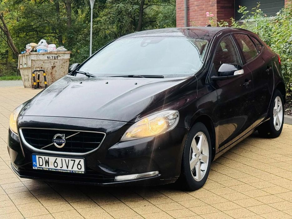 Volvo V40 2,0 D2 120KM Tempomat Czujniki Parkowania Bluetooth Automat