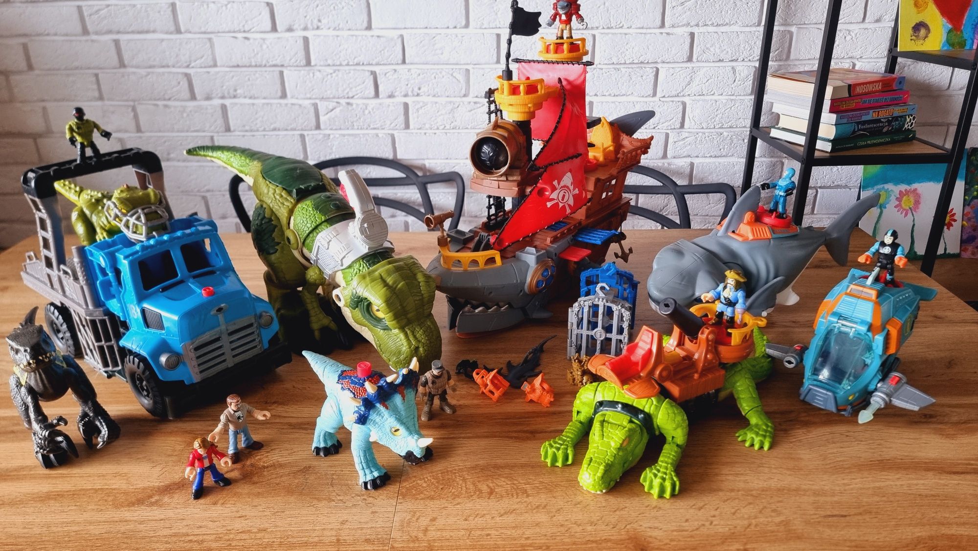 Imaginext wielki zestaw, statek, rekin, krokodyl, dinozaur, ciężarówka