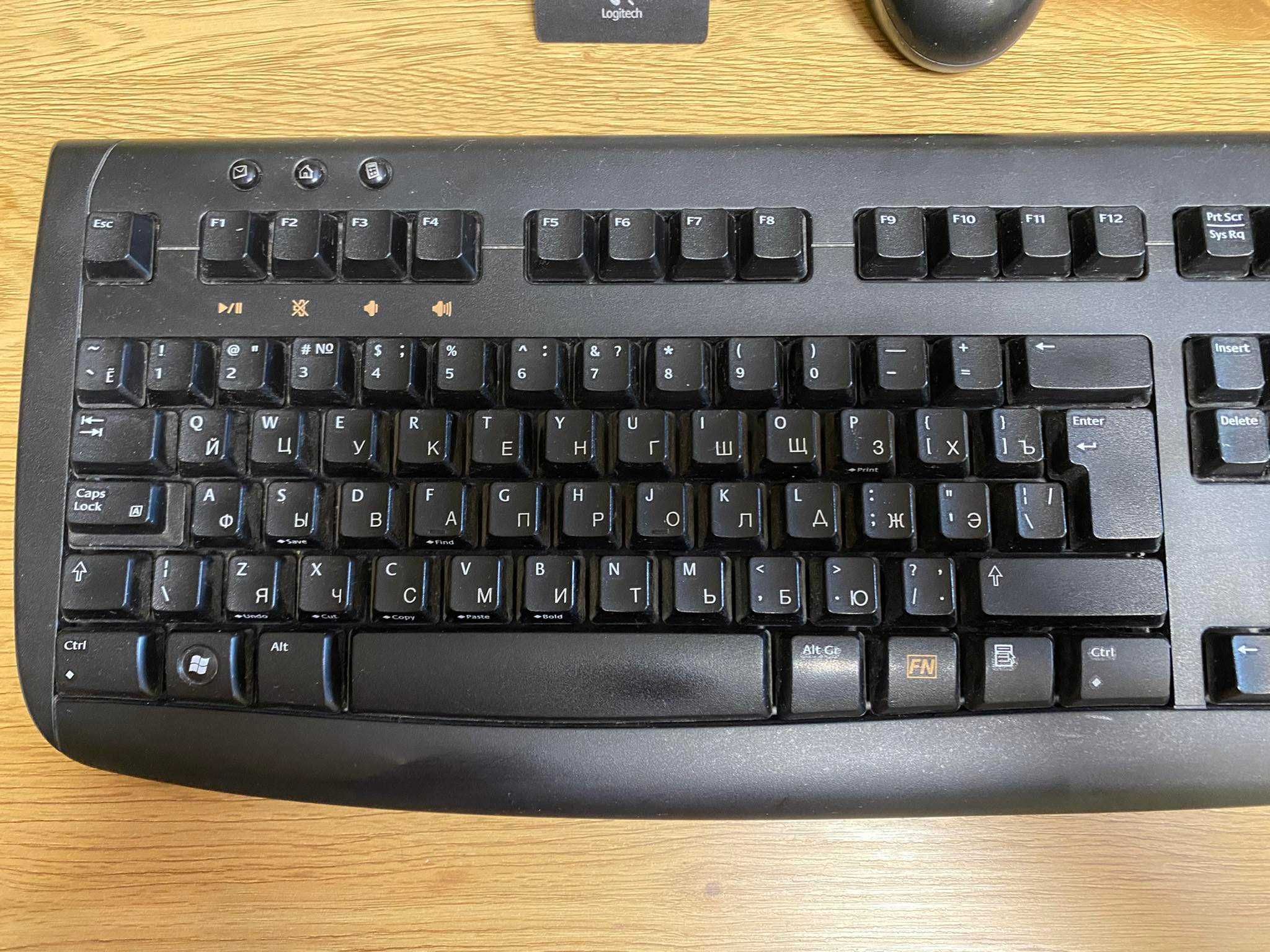 Dwujęzyczny zestaw mysz+klawiatura/CYRLICA/LOGITECH deluxe 660