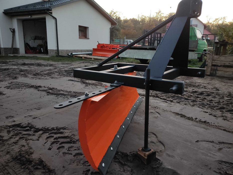 Pług do śniegutraktora tuz obracana wieżyczka przód tył Transport