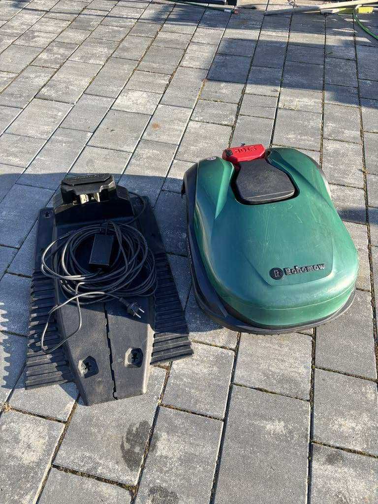Robot koszący Robomow RK1000 PRO do 1000 m²