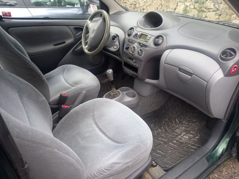 Toyota Yaris 1000 vvti