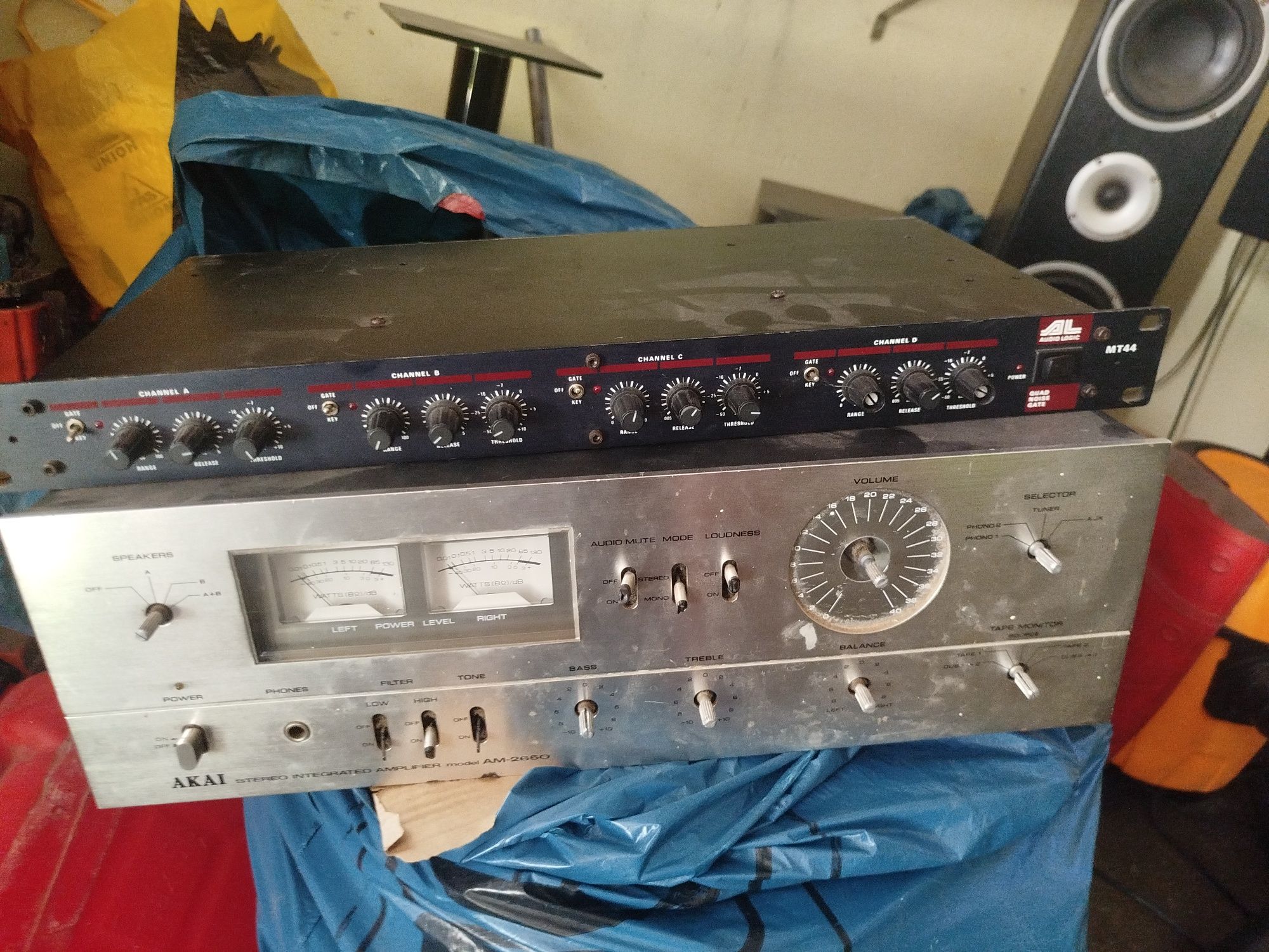 Wzmaczniacz Akai 2650