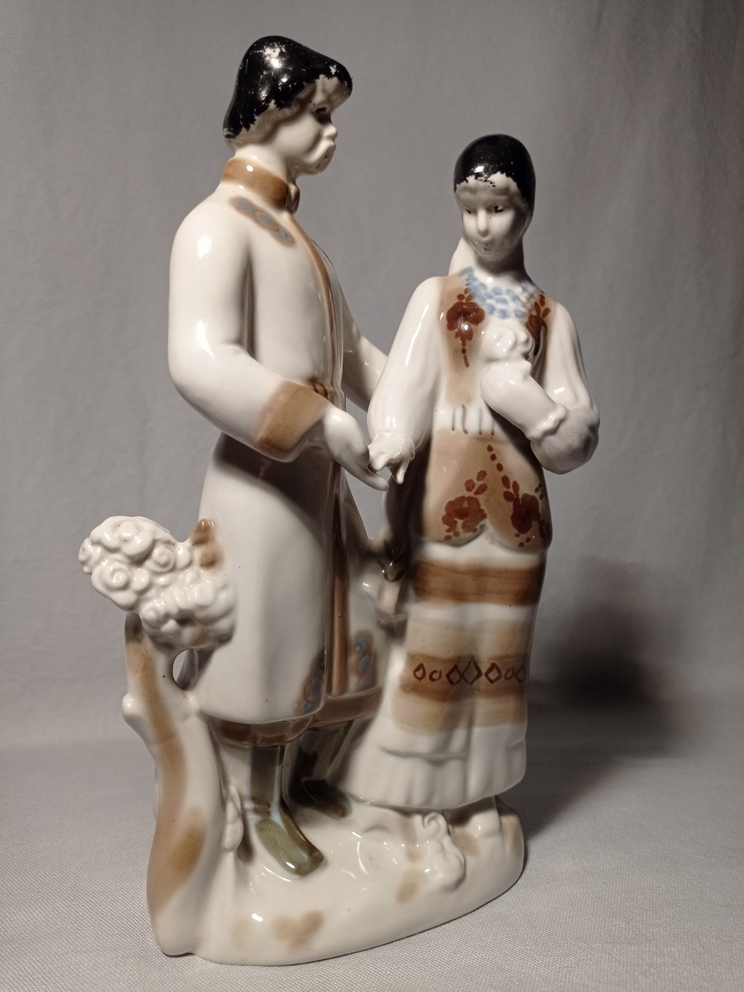 Stara porcelanowa figurka Połonne PRL