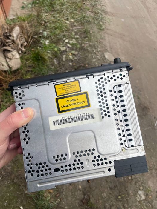 Продам автомагнітолу BMW CD53 (Alpine)