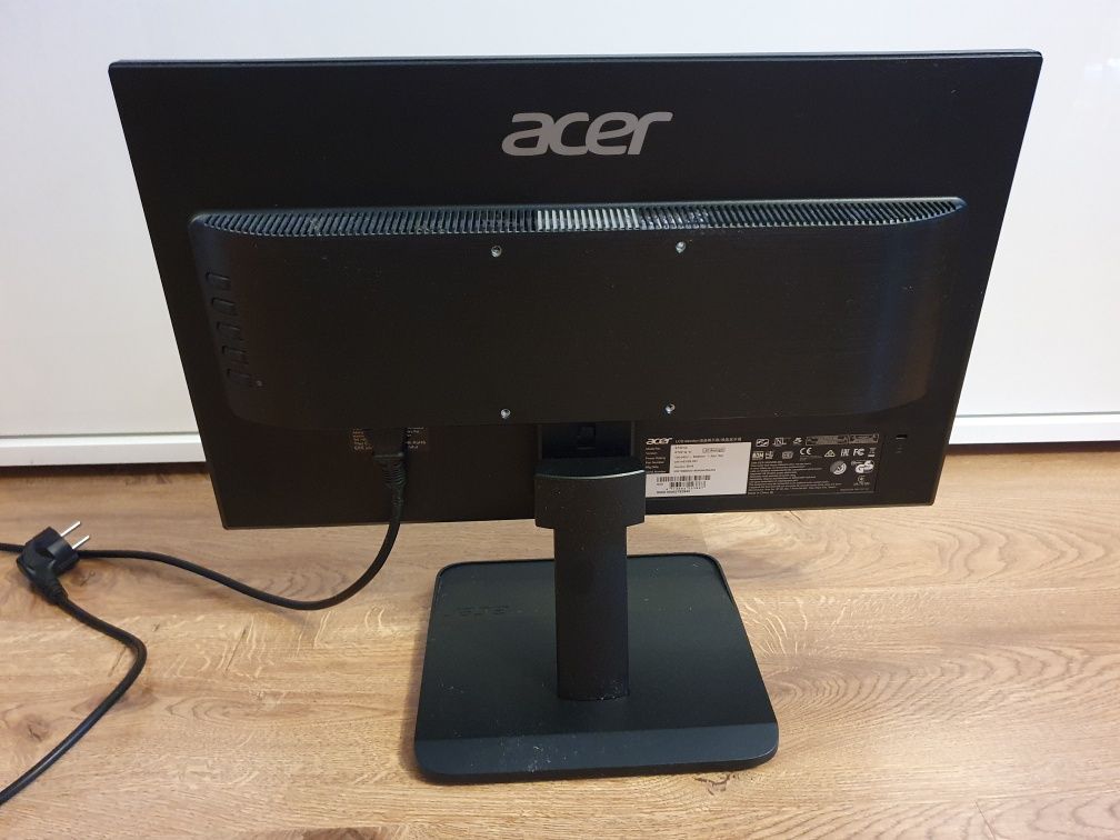 Monitor FullHD Acer ET221Q - idealny do pracy, nauki i rozrywki