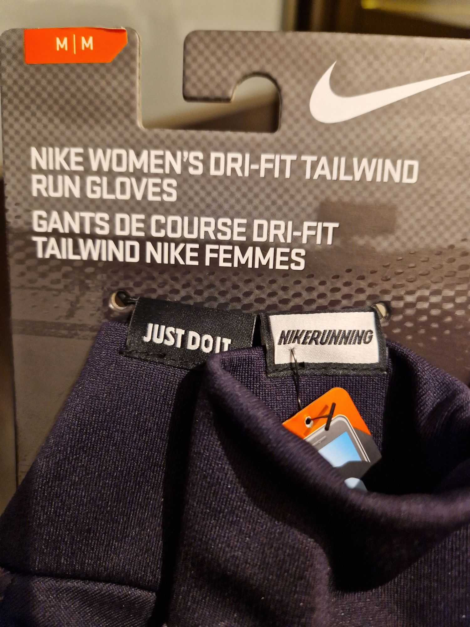 Nowe oryginalne rekawiczki Nike do biegania  rozmiar M.