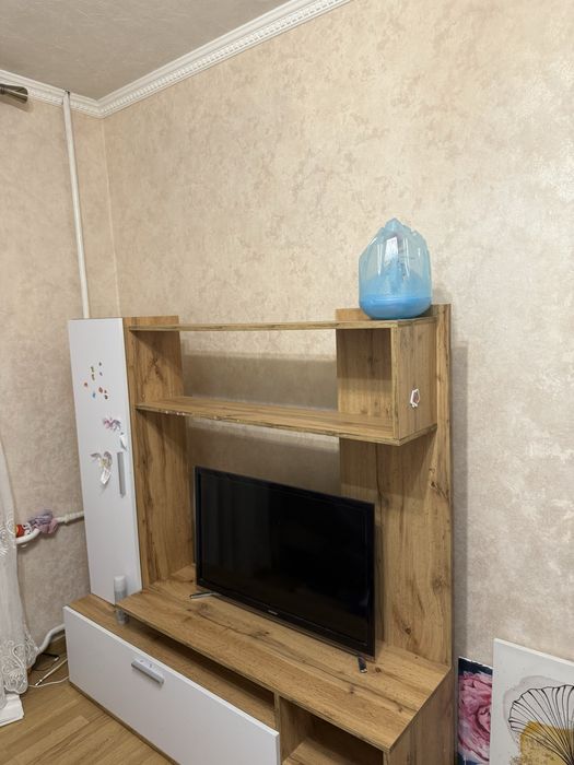 Продам стенку мебель