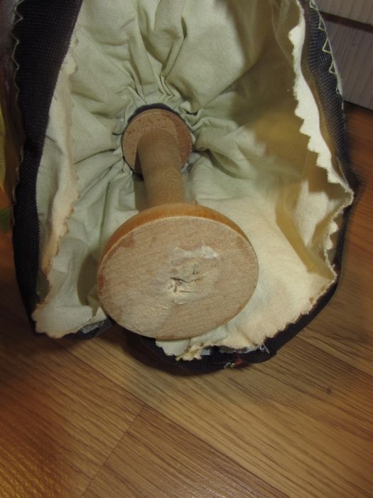 Stara lalka Krakowianka drewniana