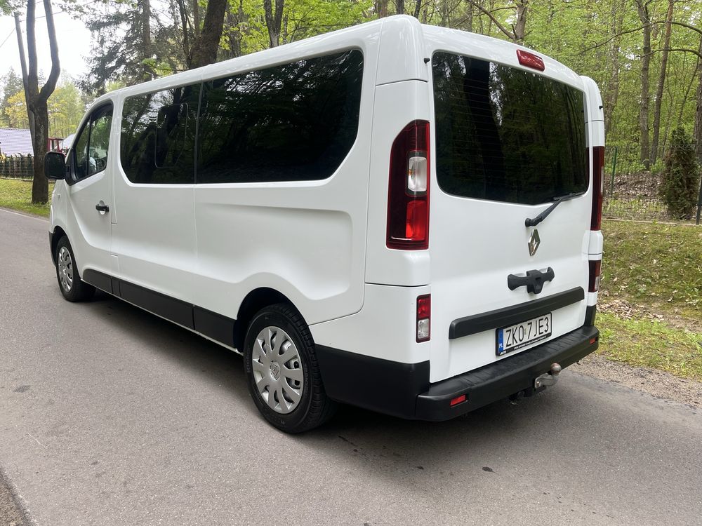 Renault Trafic Long 1.6 DCI 125km 2016r, 9 osobowy