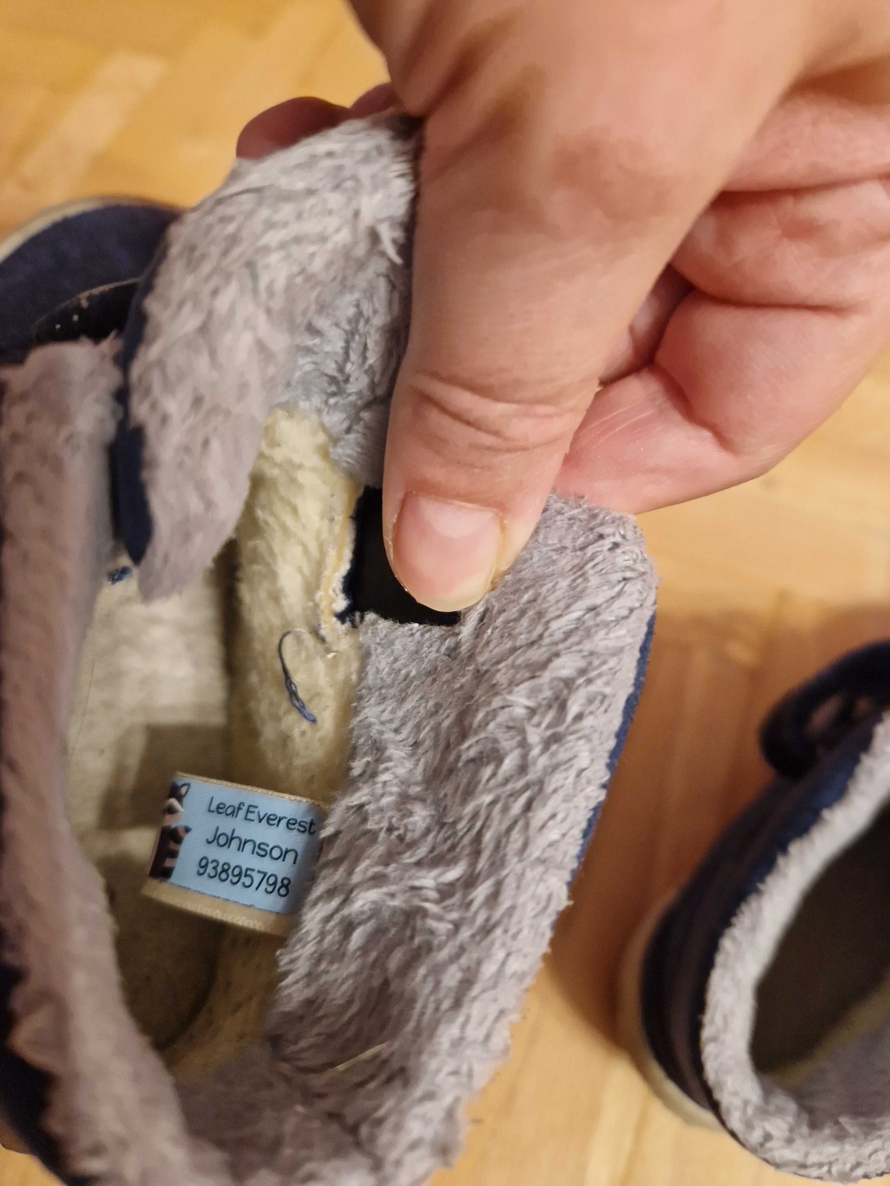 Buty chłopięce Gore tex rozmiar 22