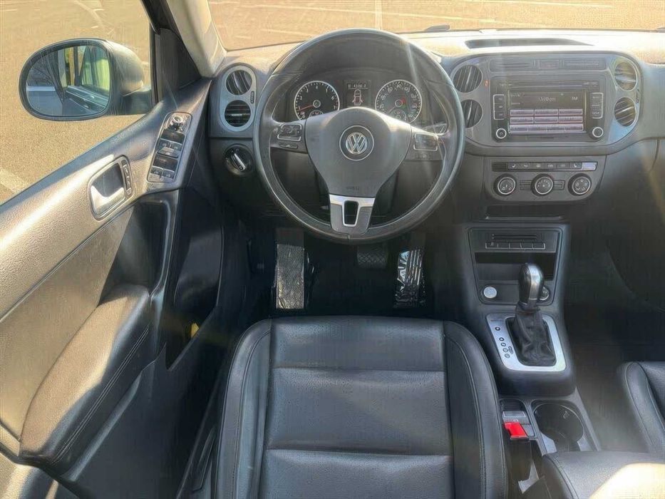 Volkswagen Tiguan SEL 4Motion      2015