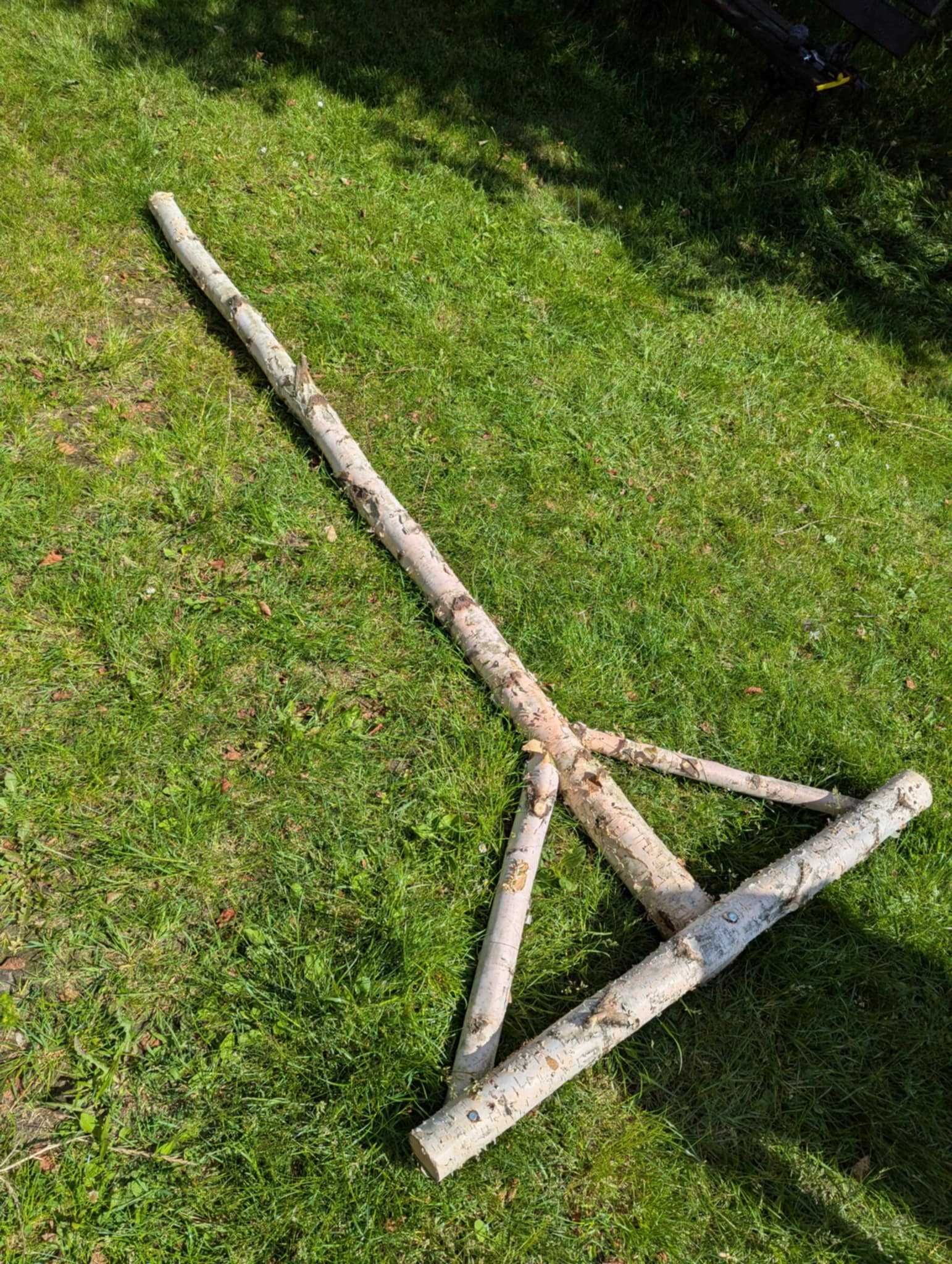Rustykalny łuk ślubny z brzozy - dekoracja boho