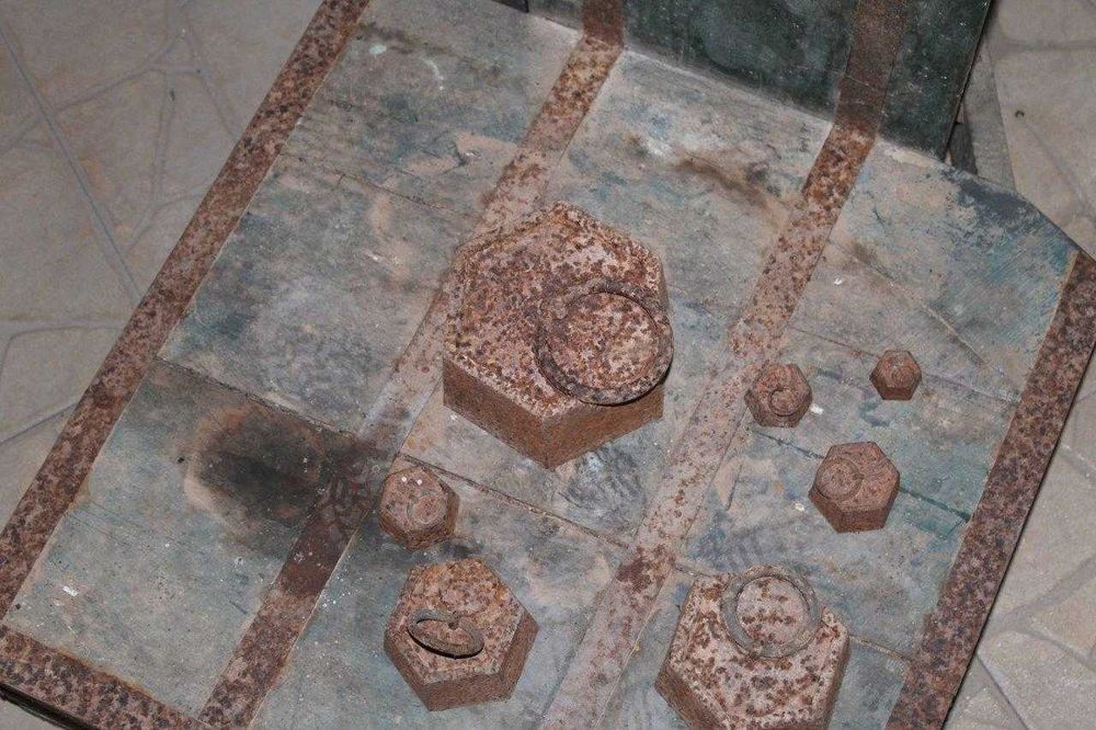 Balança decimal antiga