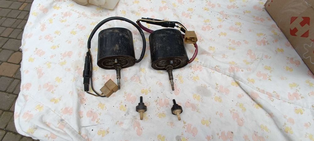 Дворники фар,моторы ВАЗ 2105,2107 ,Нива.