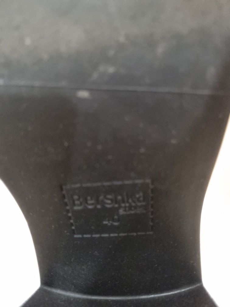 Botas pretas Bershka