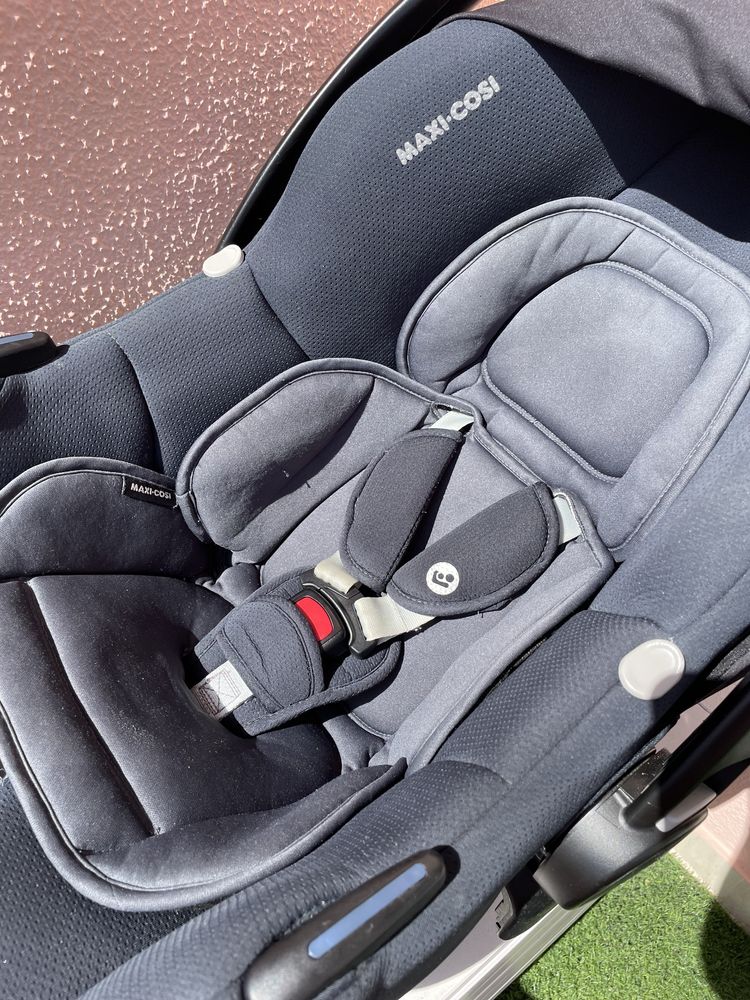Cadeira/ovinho Maxi-Cosi Cabriofix i-size & Isofix CabrioFix i-size