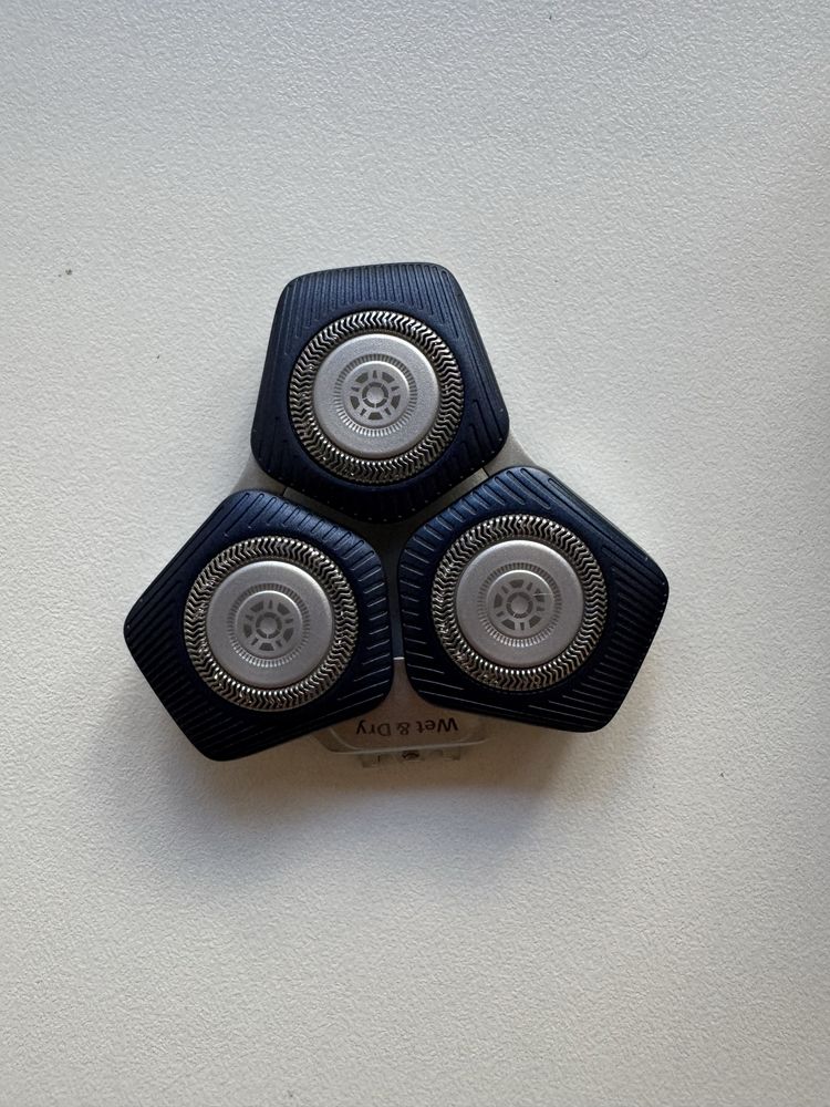 Електробритва Philips 7882/55