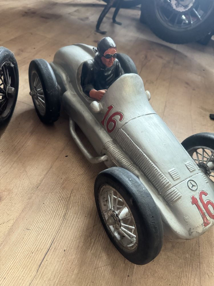 Model auto wyscigowe Mercedes Bugatti formuła 1