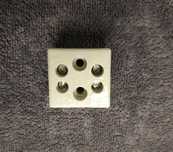 Kostka ceramiczna do oświetlenia 2 tory 25x25x19mm