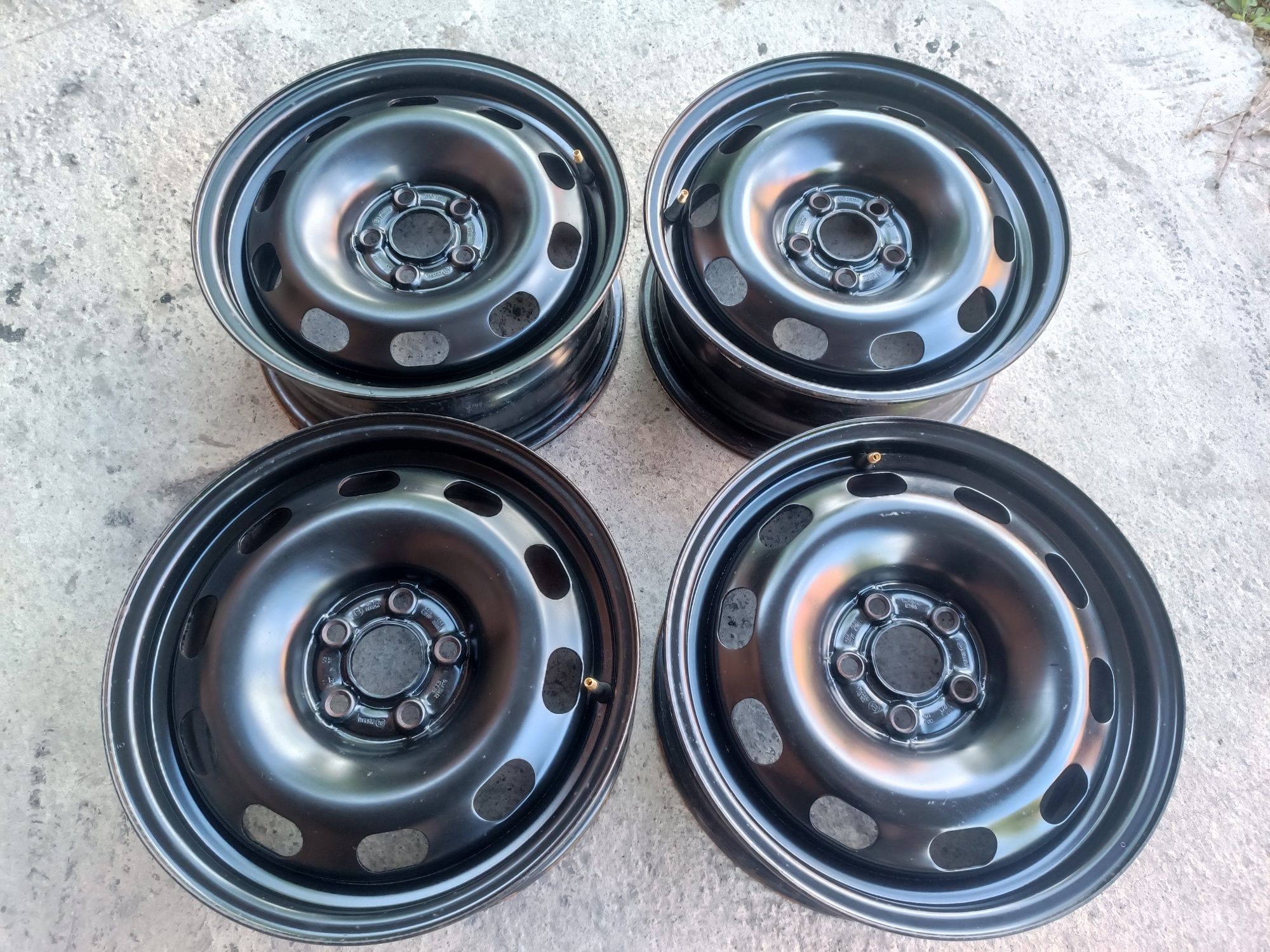 Металеві диски 5 100 R15 Skoda GoLf 4 Audi