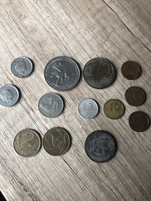 Monety różne. cena za wszystkie 13 sztuk