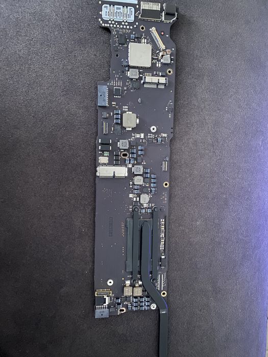 Материнская плата MacBook Air mid 2013 i5 4gb