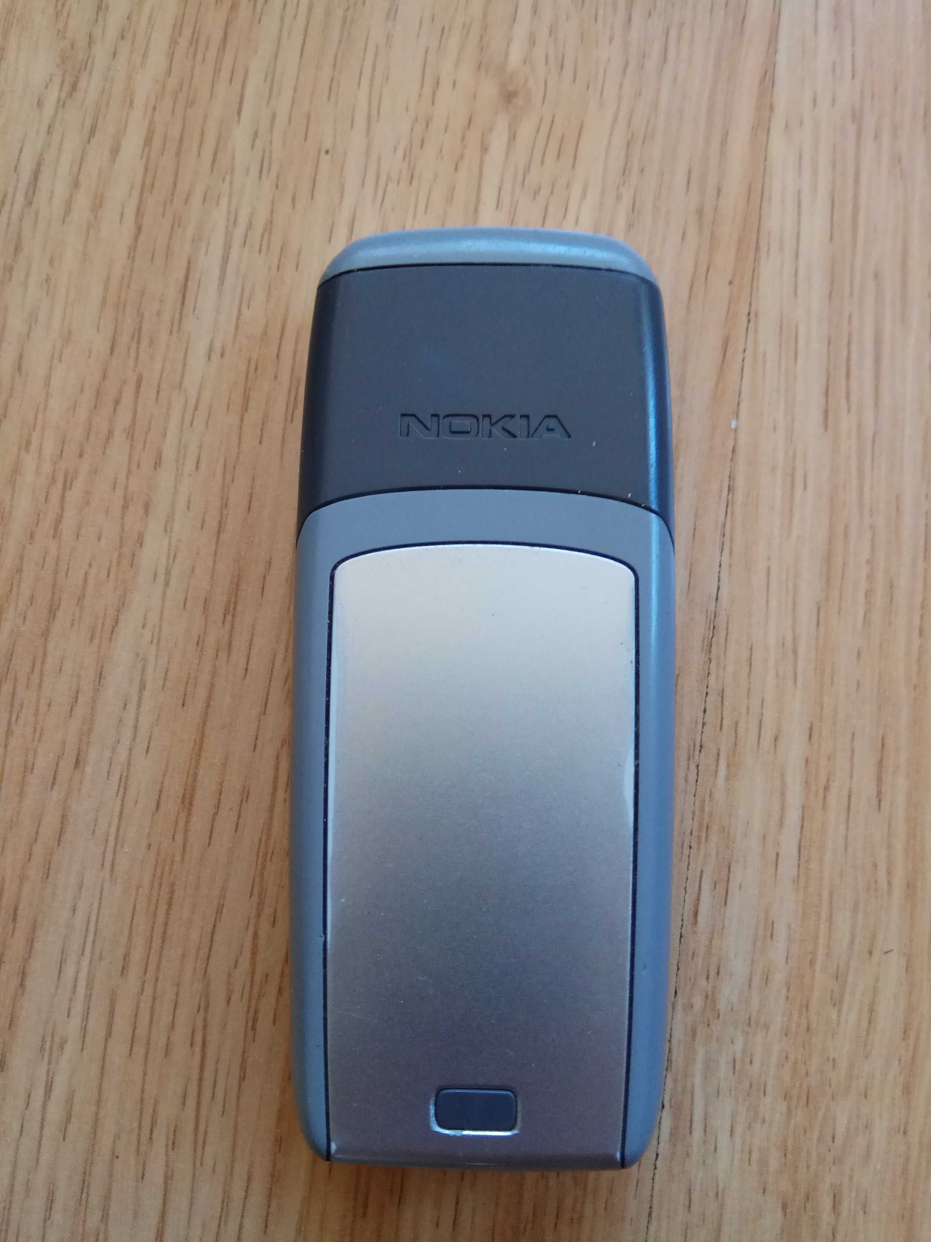 У гарному стані якісний телефон Nokia 1600