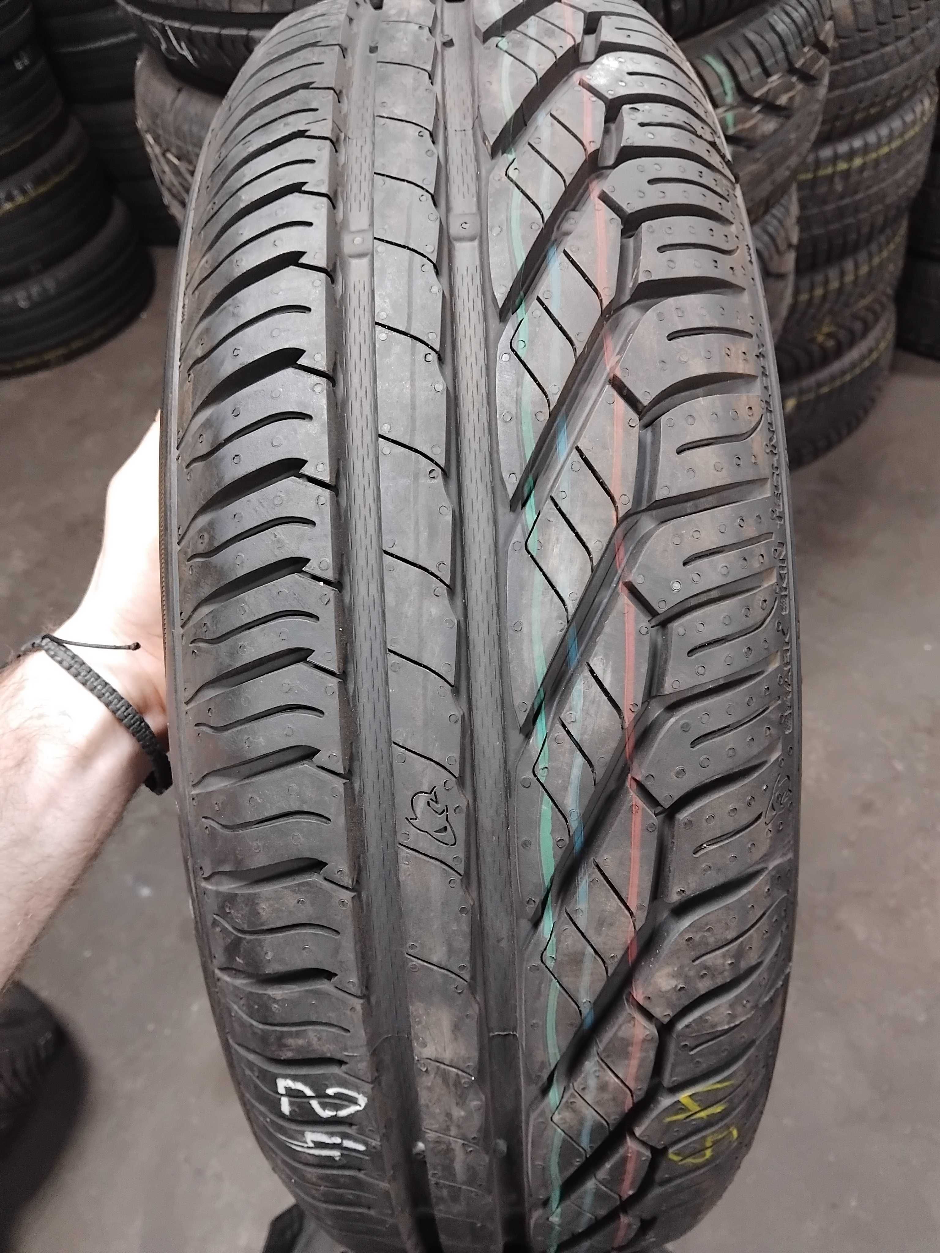 Шини Нові 195/65 r15 Uniroyal RainExpert 3 Комплект ЛІто
