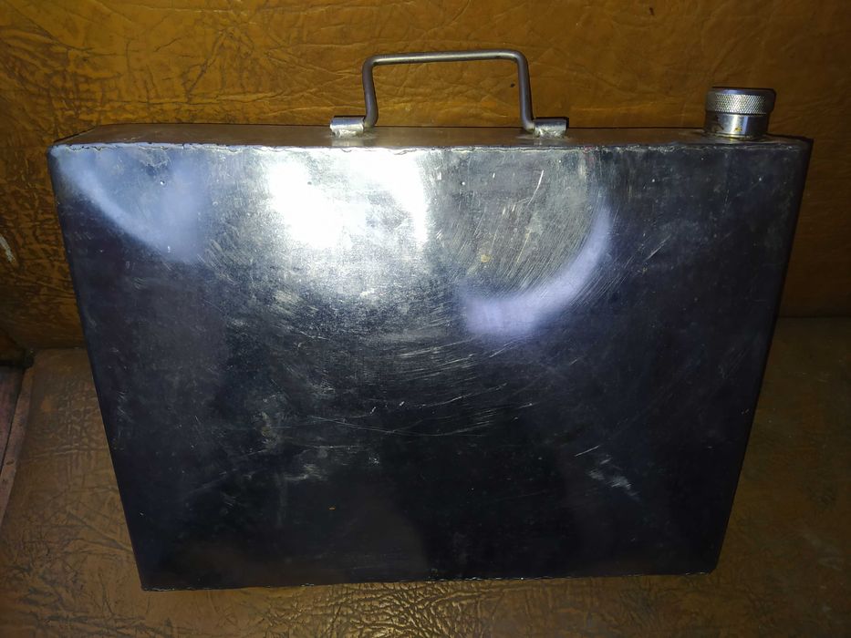 Фляга з нержавіючої стал