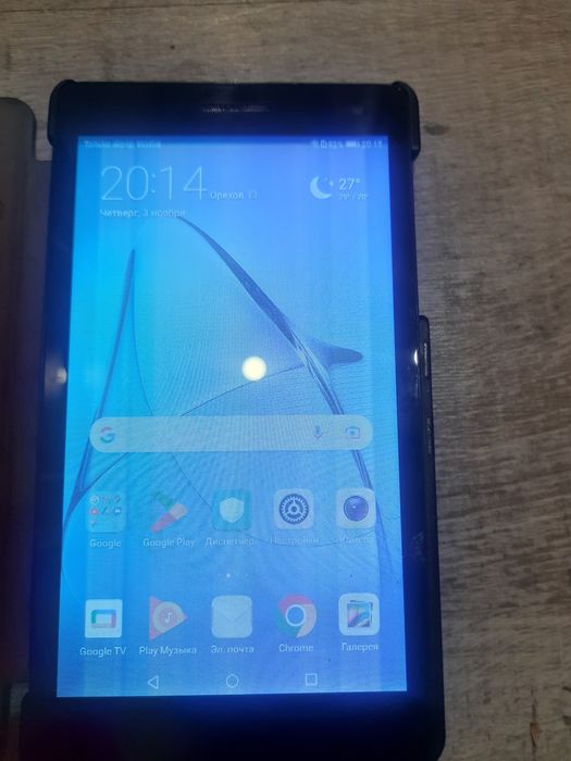 Планшет. Huawei.