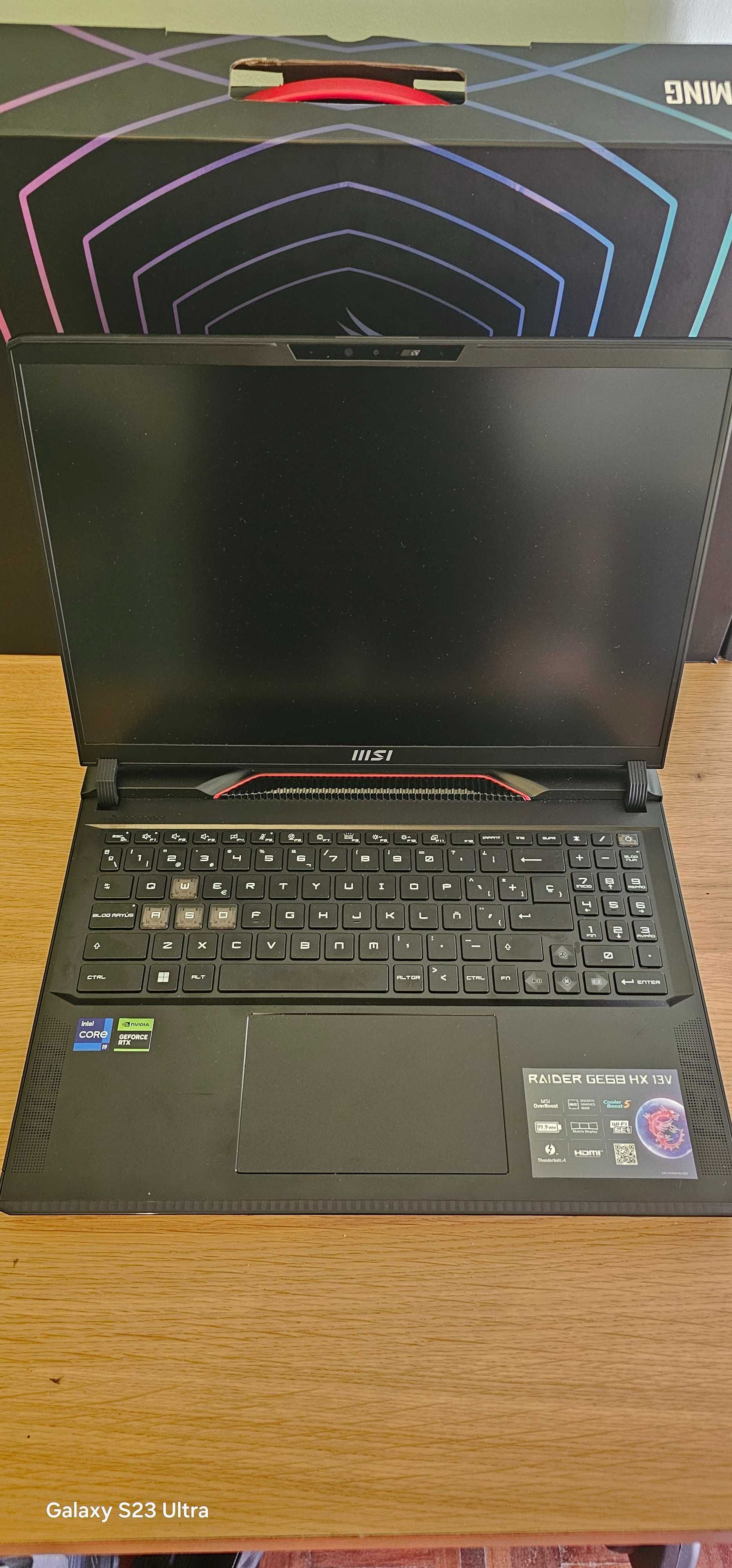 MSI Raider GE68 HX 13V Intel Core i9-13950HX/32GB/2TB SSD/RTX 4060/16"