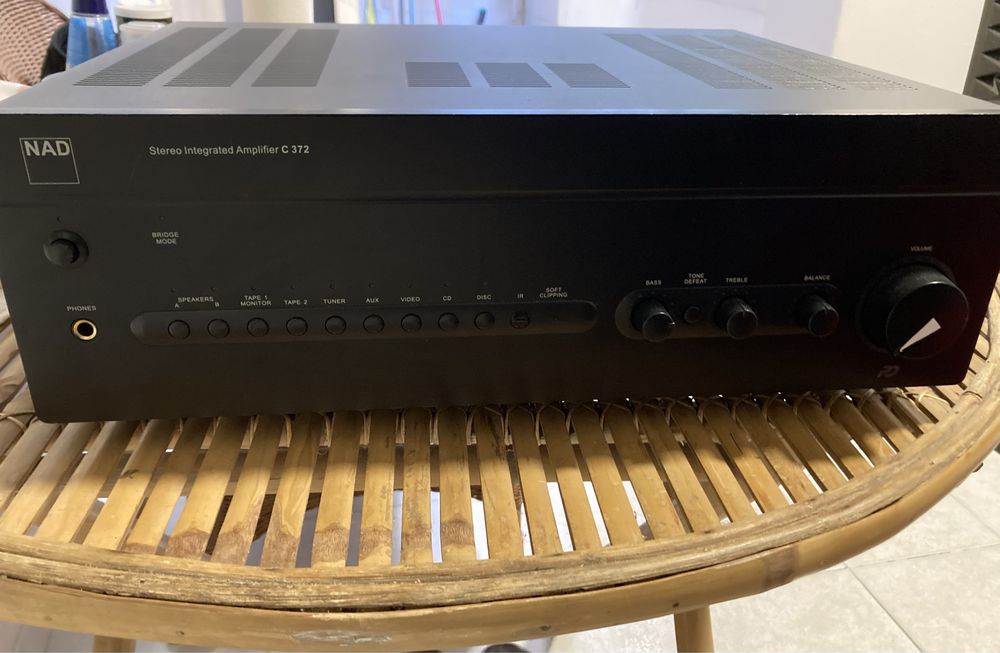 Amplificador nad 372