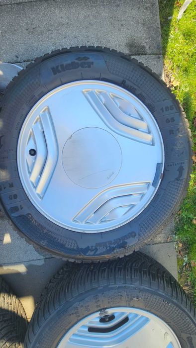 Saab 900 4x114,3 Alufelgi R15 Super Inca Unikat z oponami