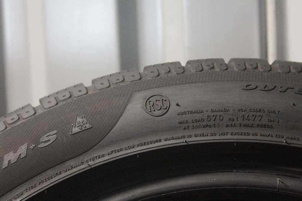 225/50/17 Pirelli Sottozero Winter 210 Serie 2 225/50 R17 RSC RunFlat