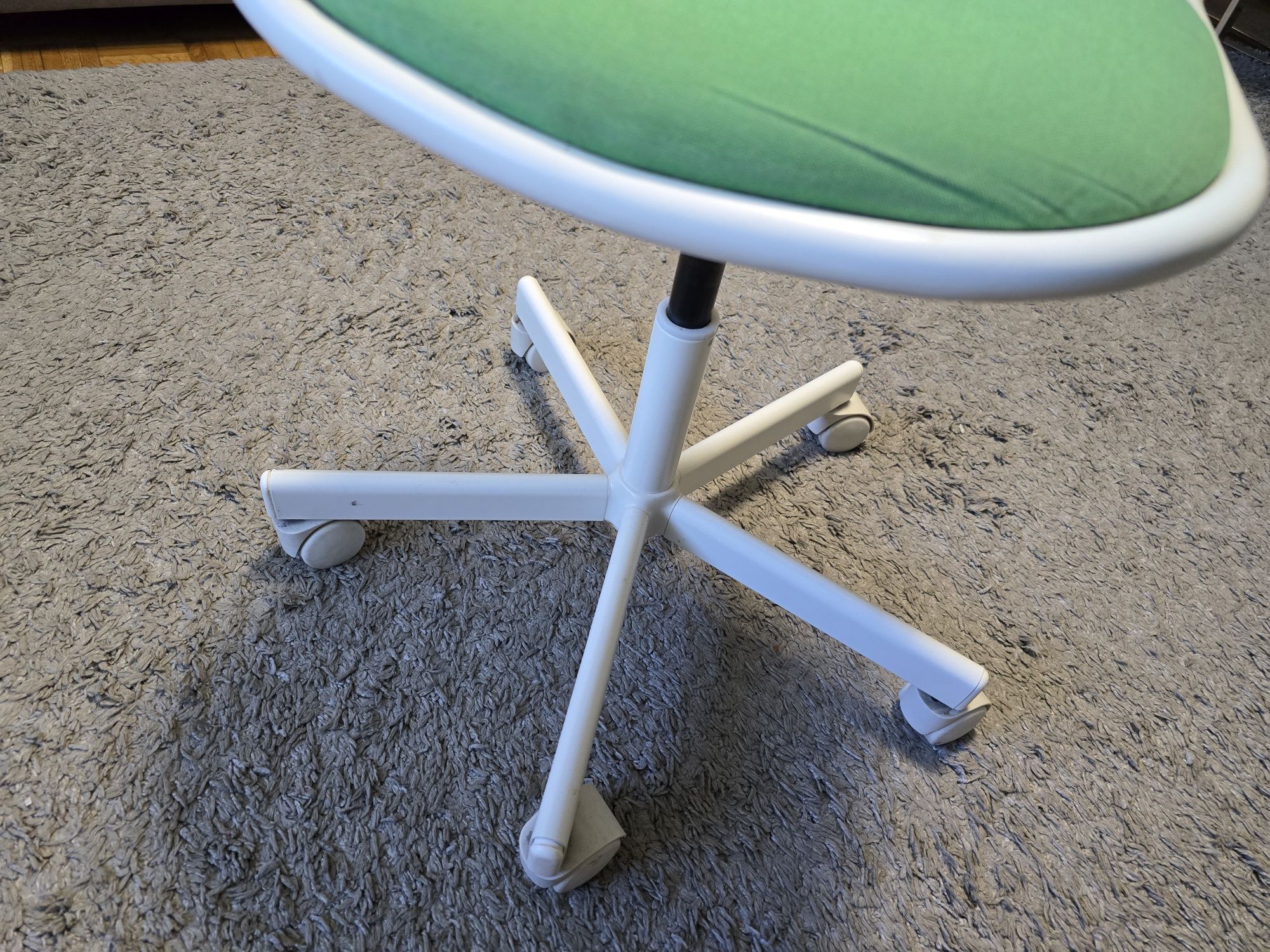 Krzesło dziecięce biurkowe z Ikei
